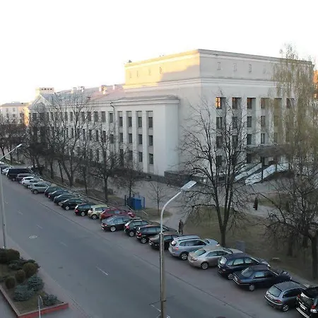 Yakub Kolas Square Appartamento