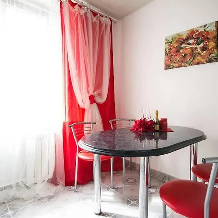 Appartamento Yakub Kolas Square